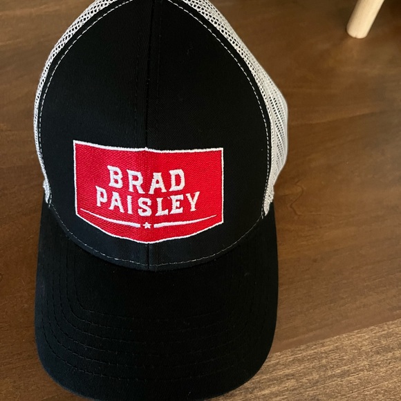 Brad Paisley SnapBack trucker hat - Picture 1 of 4